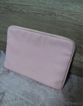 MacBook Air 13” (2017), šedá barva, příslušenství - 10