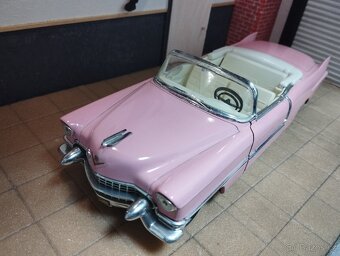 Cadillac Eldorado 1/18 Solido - 10