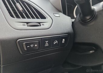 Hyundai ix35 2.0-4x4-TAŽNÉ 2t-POLOKŮŽE - 10