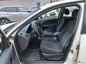 Ford Mondeo 2.0i 16V 107KW Nové v ČR - 10
