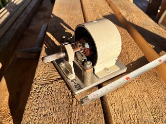 prodám historické motory a kompresor - 10