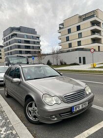 Mercedes, 2006, C220 - 10