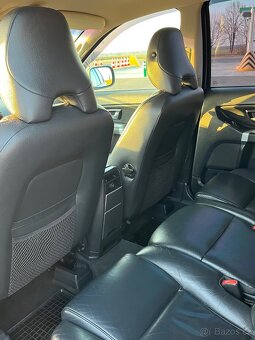 Volvo XC90 - 10