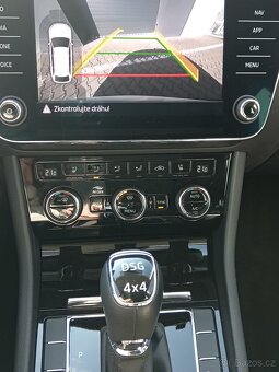 Škoda Superb combi 2,0 TDi 4x4 DSG L&K - 10
