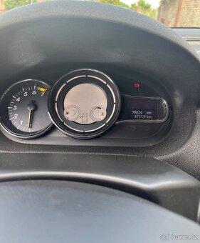 Renault Megane kombi 1,6 81kw - 10