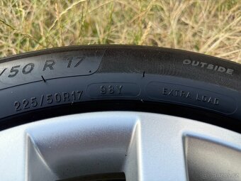 Kompletní letní Alu Škoda SPITZBERG - 225/50 R17 XL - 5x112 - 10