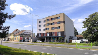 Podnájem krásného bytu 1+kk s terasou a výhledem na centrum - 10