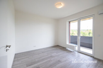 Pronájem bytu 3+kk, Zlochova, Modřany, 29990 Kč/měs, 77 m2 - 10