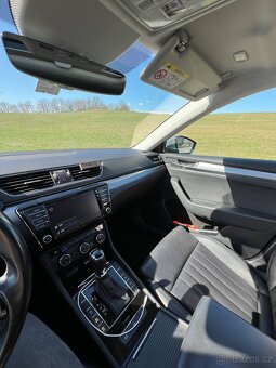 Superb 2.0 TSI benzin + zimní sada kol 19” - 10