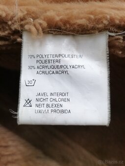 Dámský kožich s kapucí - 10