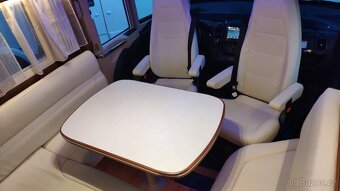 LAIKA KREOS 7009 2021 PRVNÍ MAJITEL - 10