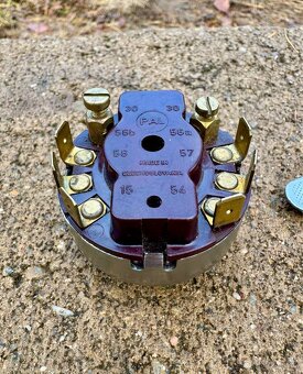 Jawa CZ kyvacka, CZ - spínací skřínka PAL - 10