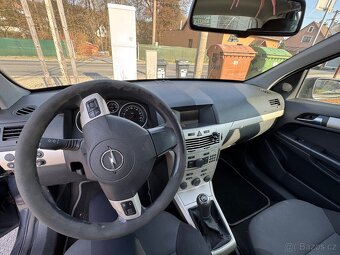 Opel Astra H caravan kombi - 10