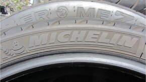 Píchlé Michelin 130/70/17, DOT0719 - 10