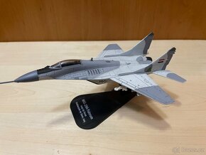 Kovové modely letadel -Italeri (1:100) - 10