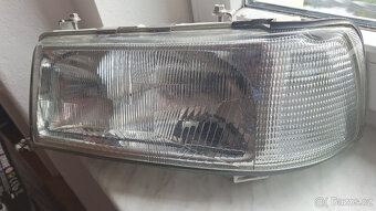 Audi 80 Cabriolet, Coupe, S2. Přední levé světlo HELLA - 10