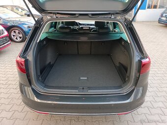 VW Passat B8 Variant 2.0TDI 90kW DSG 116tkm Virtual ACC DAB - 10