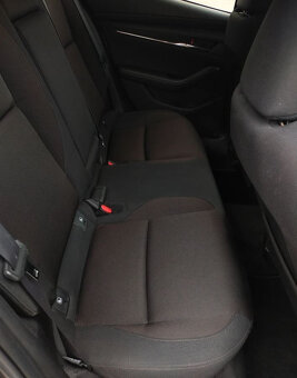 Mazda 3 SKYACTIV-X 2.0 M-Hybrid 90KW 1Maj - 10