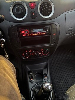 Citroën C3 1.1i - 10