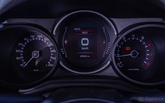 Fiat 500L Cross 1.6 LPG - 10
