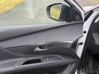 Peugeot 5008 PureTech Access 1.2i 7 místné - 10