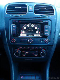 VW Golf 6 1.4 59 kW - Climatronic, NAVI, litá + zimní kola - 10