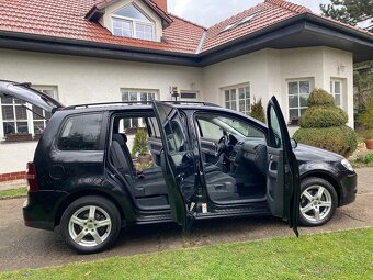VW Touran 1,4 TSI 103 KW 7 míst nové rozvody - 10