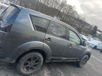 Mitsubishi Outlander 2.0did - 10