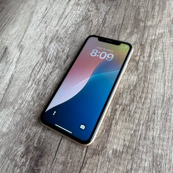 iPhone XR 64GB, žlutý (12 měsíců záruka) - 10