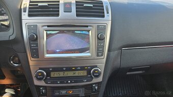 Toyota Avensis Combi 2.0 TDI nafta - 10