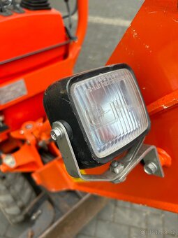 Minibagr Kubota U10 s nulovým přesahem zádě - 10