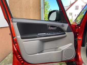 SUZUKI SX4 1,6i 4x4 88 kw plná výbava tažné bezkličkové DO - 10