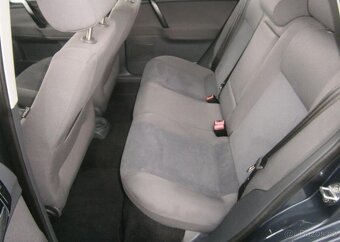Volkswagen Polo 1.4i klima,serviska benzín manuál 59 kw - 10