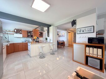 Prodej rodinný dům, 320 m² - Horní Bludovice - Prostřední - 10