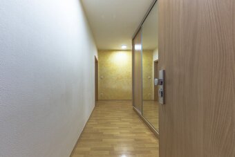 Prodej bytu 77,4 m2 s lodžií a garáž.stáním v Úvalech - 10