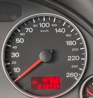 Audi A4 B7 S-line Avant 2.0 TDI - 10