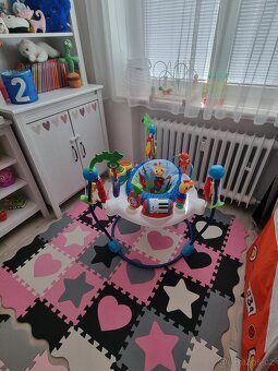 Skákadlo Baby Einstein - 10