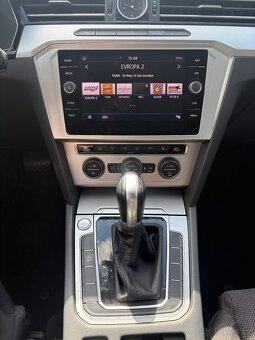 VW Passat B8 combi 2018 - 10