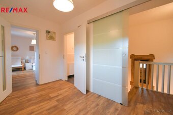Pronájem rodinného domu 5+1, 110 m², zahrada 431 m² - 10