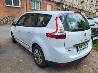 Renault Grand Scenic - 10