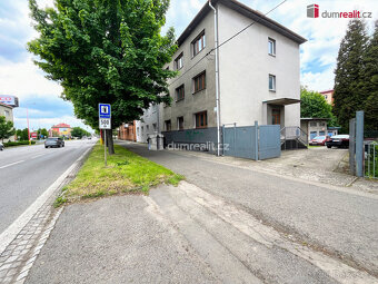 Prodej tří garáží a stavebního pozemku o výměře 857 m² v Uhe - 10