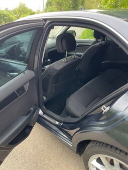 Mercedes Benz C 220cdi - 10