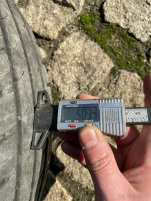 Letní kola Opel Corsa D 185/70 R14 s poklicemi - 10