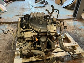 Různé řídící jednotky VW, Škoda - 10