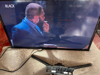 Televize Samsung UE32H5002F - 32" Smart 80 cm - 10