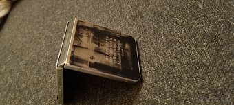 Galaxy Z Flip5 Maison Margiela PARIS 8GB/512GB - 10
