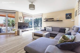 Bungalov, 5+kk, Zahrada, bazén, terasa, pergola, FTV - 10