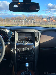 Infiniti FX 50S, 287 kW - 10