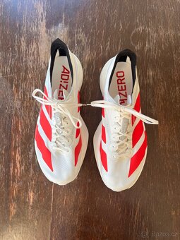 ADIZERO ADIOS PRO 4 M (42 EU) - jednou použité - UNISEX - 10
