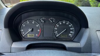 Škoda Fabia 2004 1.2 HTP - 80600 km - 10
